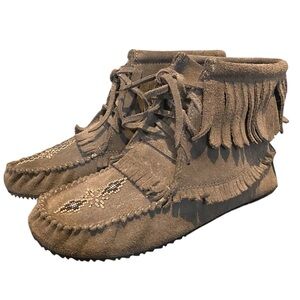 Manitobah Mukluks Harverster Suede Beaded Mocassin Womens 10 Ankle Unisex Mens 8